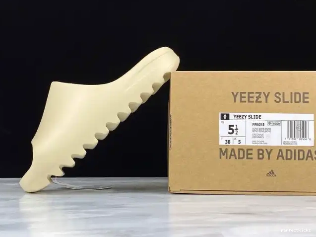 Adidas Yeezy FW6345 Slide Bone 0517